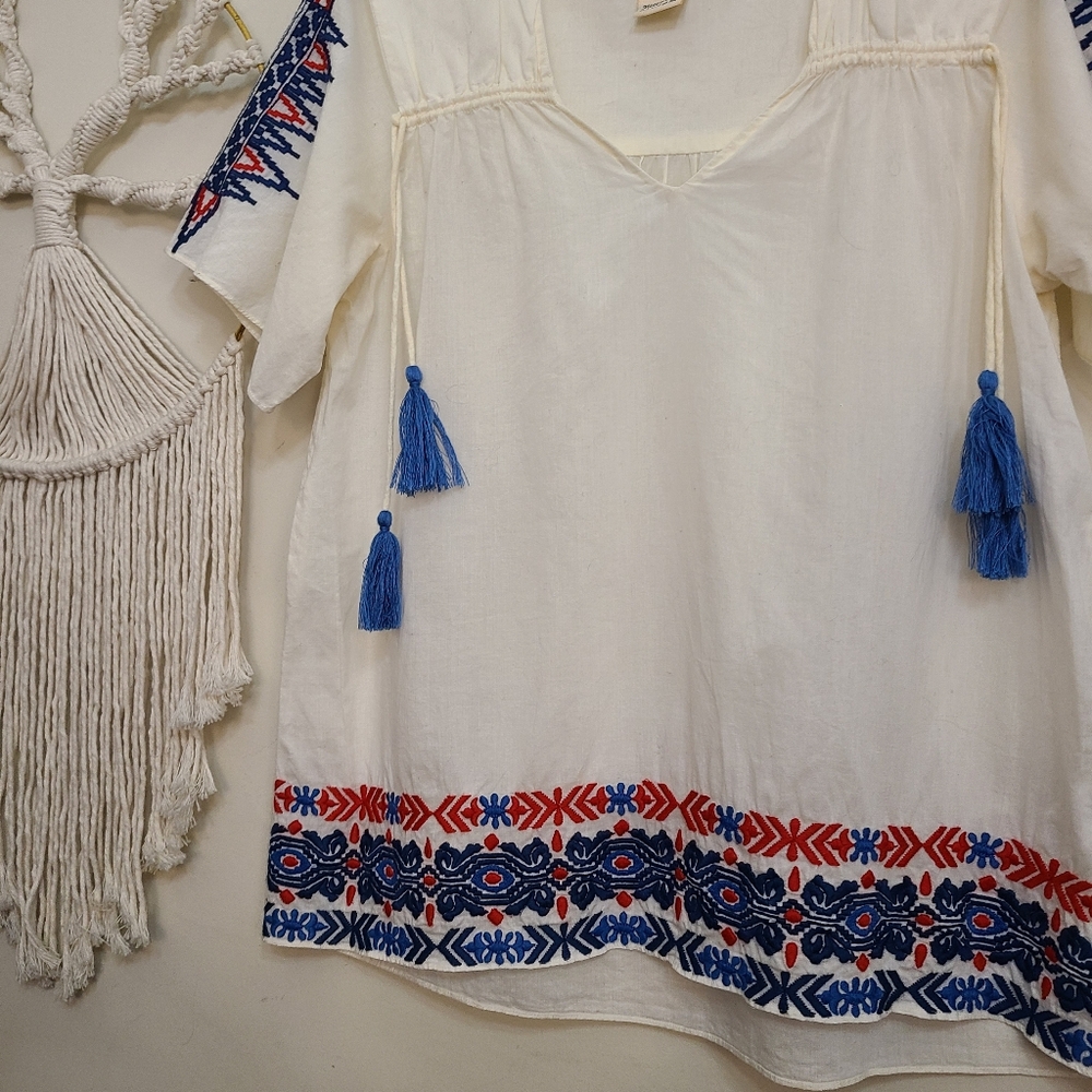 ☆ SOLD ☆ Anthropologie Pepin Embroidered Tassel Top - Picture 4 of 9